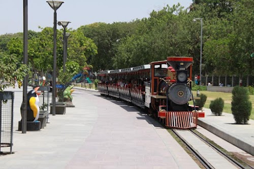 Kankaria Lake - Photo 3