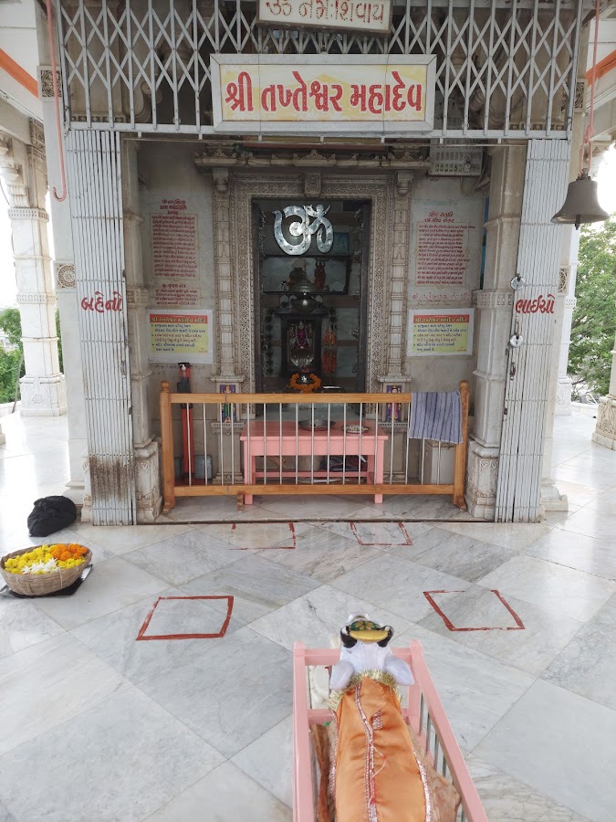 Takhteshwar Temple - Photo 4