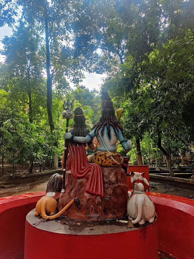 Hanuman Vatika - Photo 2