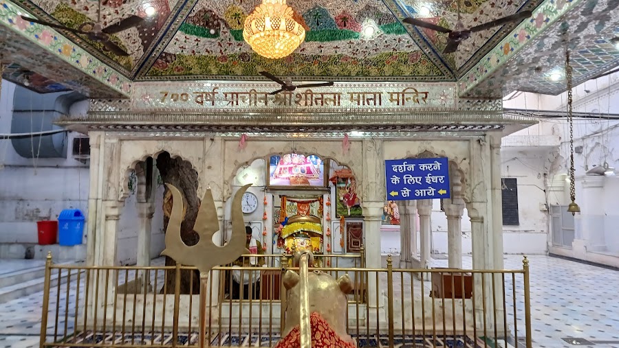 Prachin Sheetla Mata Temple