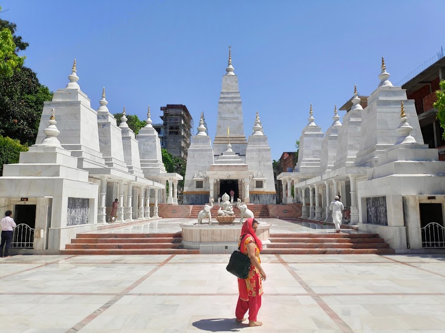 Doodhadhari Barfani Temple - Photo 8