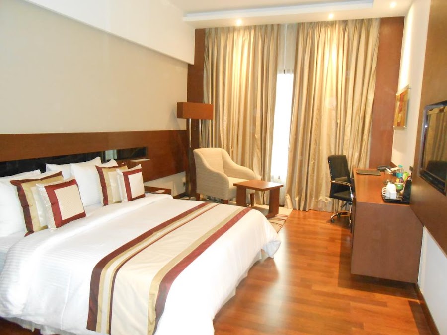 Park Ascent Hotel - Photo 2