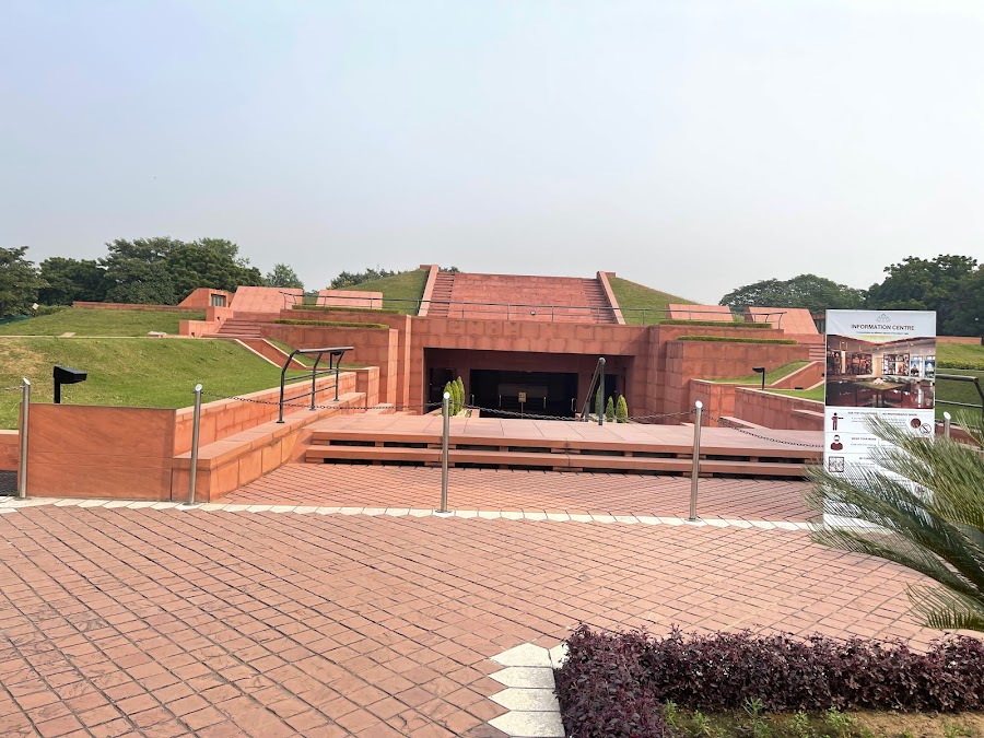 Lotus Temple - Photo 3