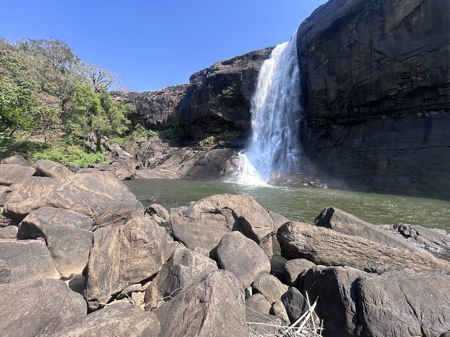 Athirappilly Falls - Photo 4