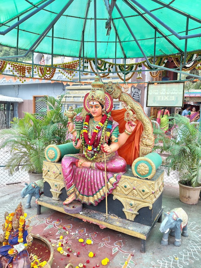 Sri Durga Malleswara Swamy Varla Devasthanam - Photo 4