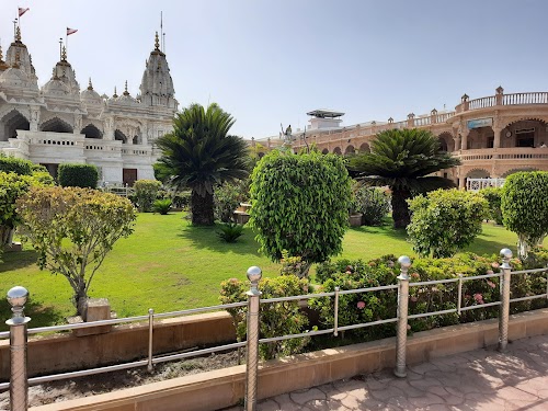Shree Swaminarayan Temple - Photo 4