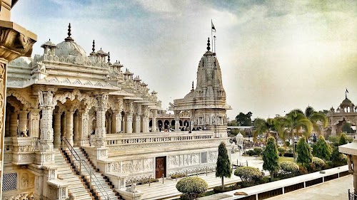 Shree Swaminarayan Temple - Photo 2