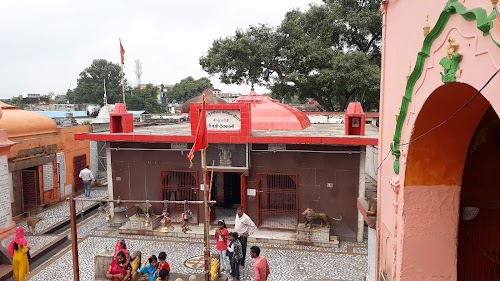 Badi Devkali Temple - Photo 2