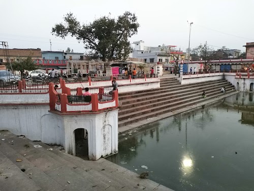 Badi Devkali Temple - Photo 4