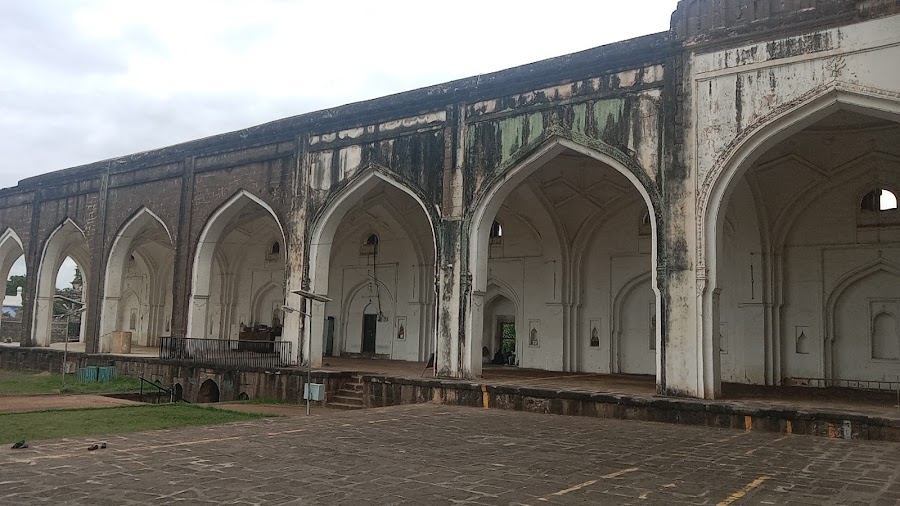 Jamiya Masjid - Photo 2