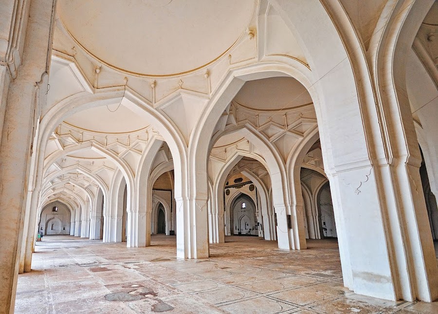 Jamiya Masjid - Photo 3