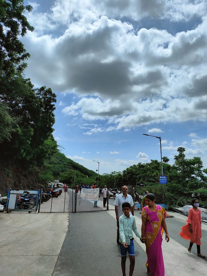 Panakala Narasimha Swamy Temple - Photo 4