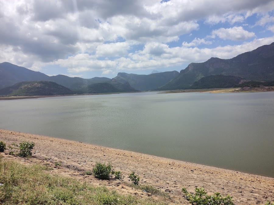 Aliyar Dam - Photo 2