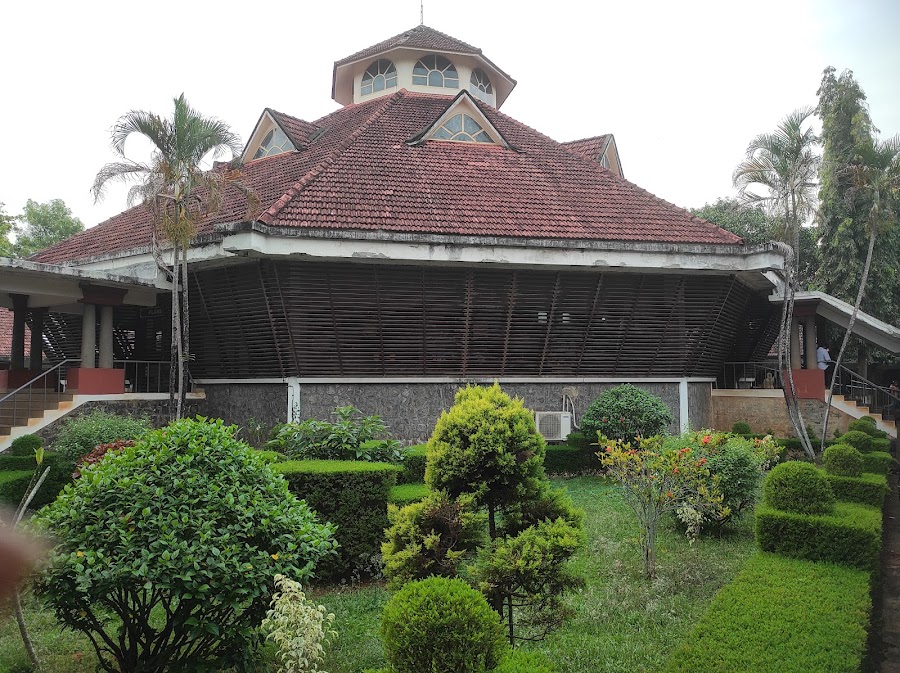 Regional Science Centre & Planetarium - Photo 4