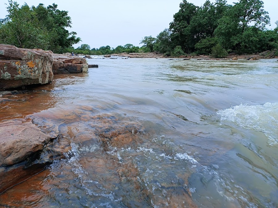 Tamra Ghumar Waterfall - Photo 3