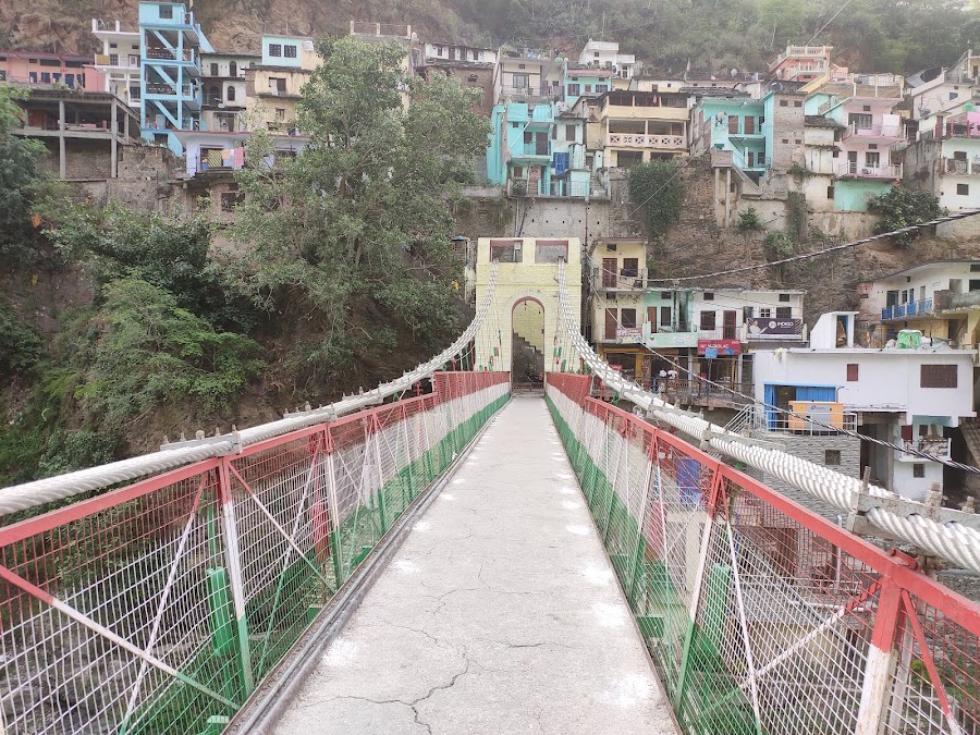 Suspension Bridge over Alaknanda River - Photo 4