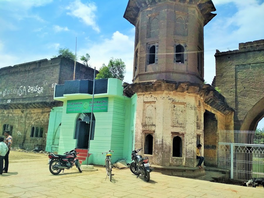 Taj Bawdi - Photo 3
