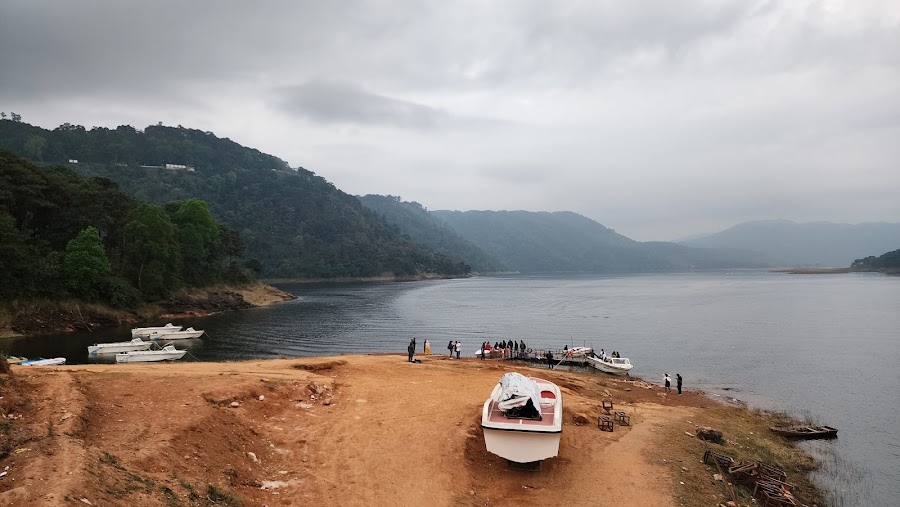 Umiam Lake - Photo 2