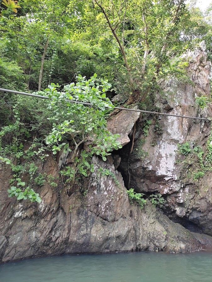 Sitakund Waterfall - Photo 6