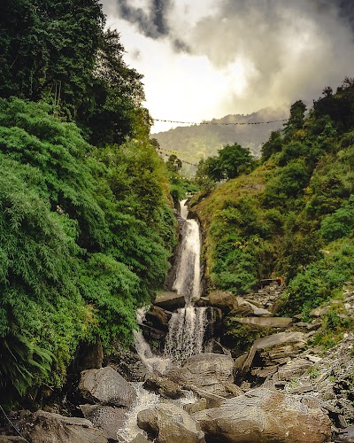 Bhagsu Nag Waterfall - Photo 5