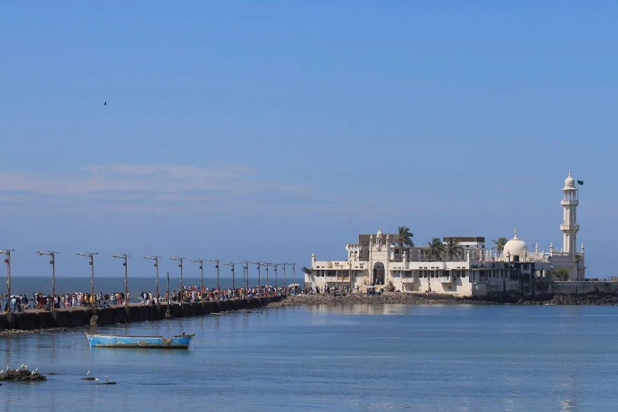 Haji Ali Dargah - Photo 2