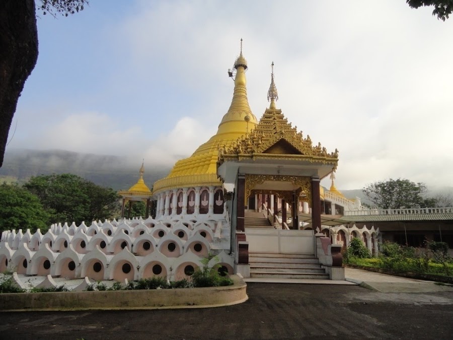 Dhamma Giri Vipassana International Academy