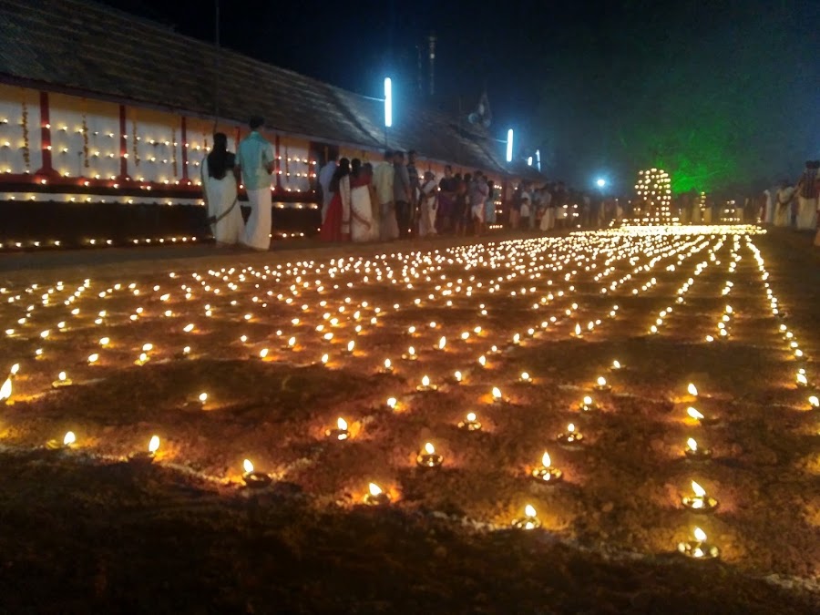Iranikkulam Mariamman Temple - Photo 4