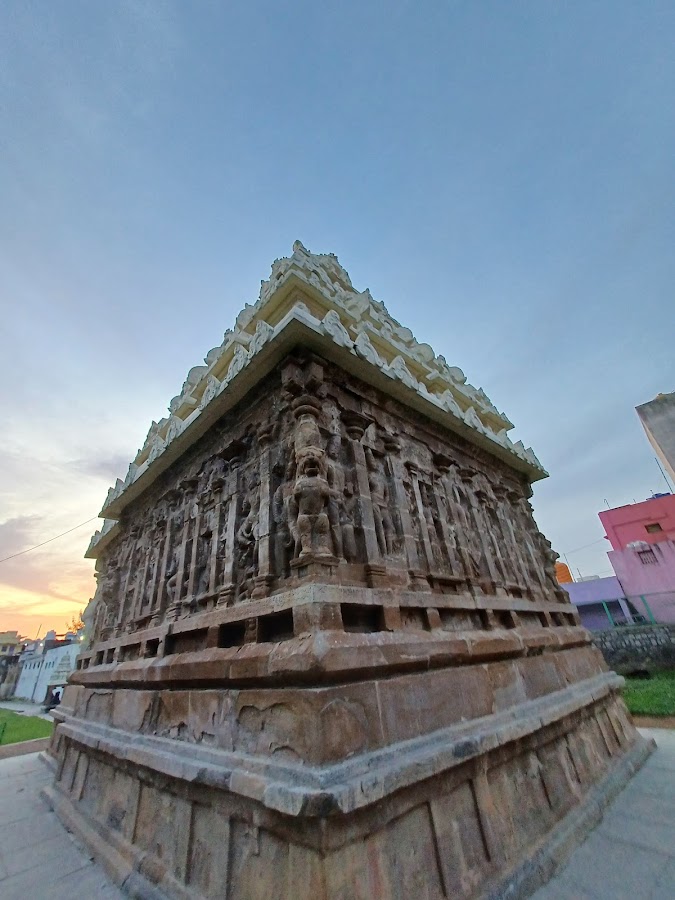 Muktheeswarar Temple - Photo 2