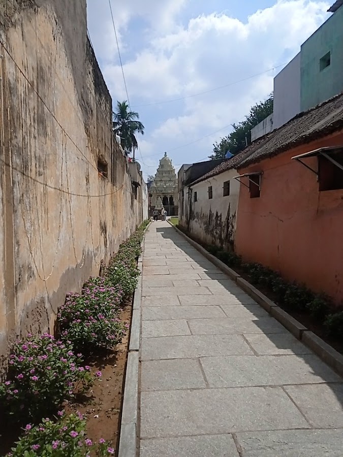Muktheeswarar Temple - Photo 4