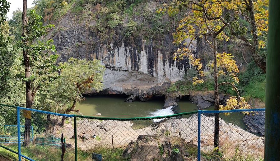 Syntheri Rock - Photo 3