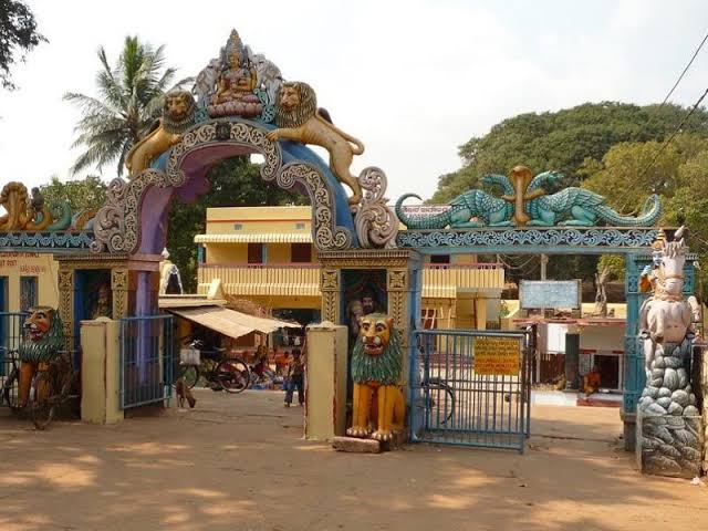 Lokanatha Temple - Photo 2