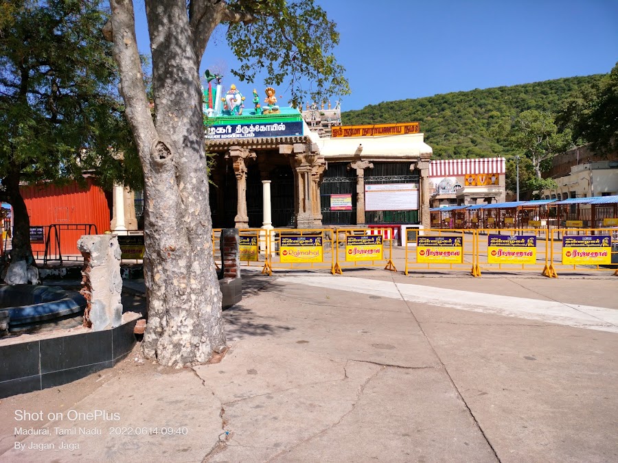Azhagar Kovil - Photo 4