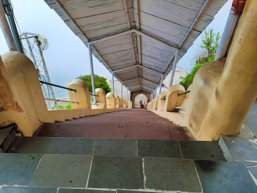Chandrabadani Temple - Photo 4