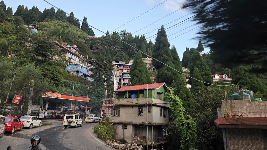 Darjeeling Himalayan Railway (Toy Train) - Photo 4