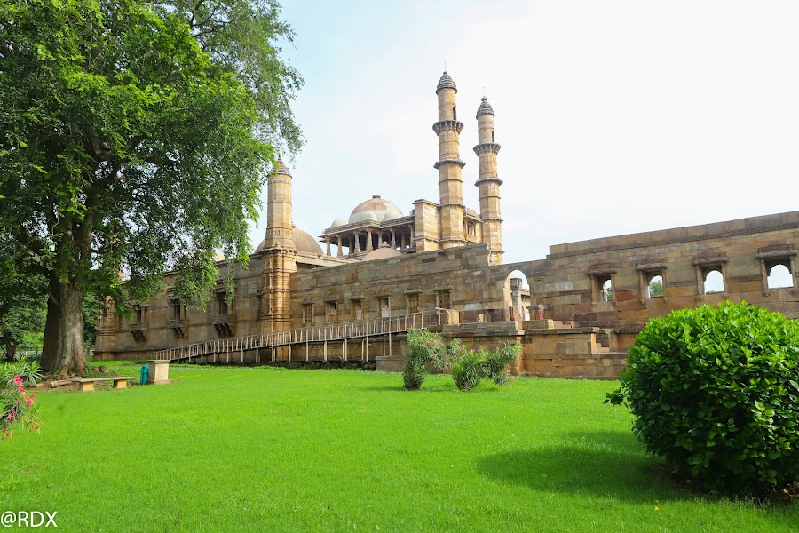 Champaner-Pavagadh Archaeological Park - Photo 2