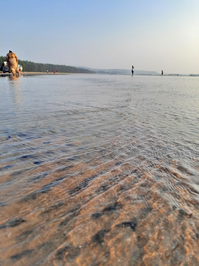 Aarey Warey Beach - Photo 4