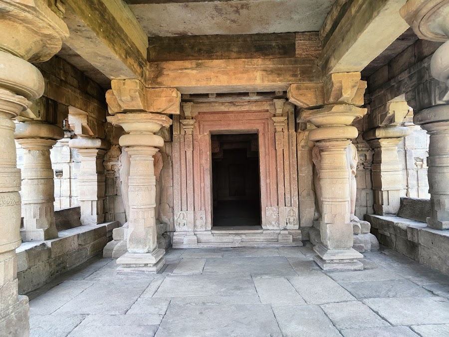 Temples of Pattadakal - Photo 4