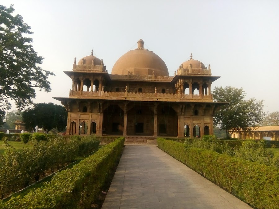 Maner Sharif - Photo 3