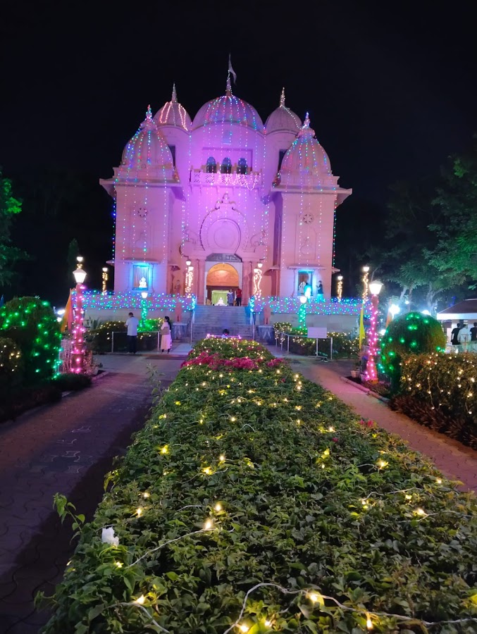 Ramakrishna Ashram - Photo 4