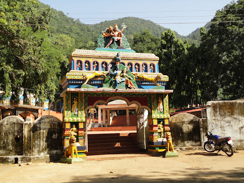 Harishankar Temple - Photo 2