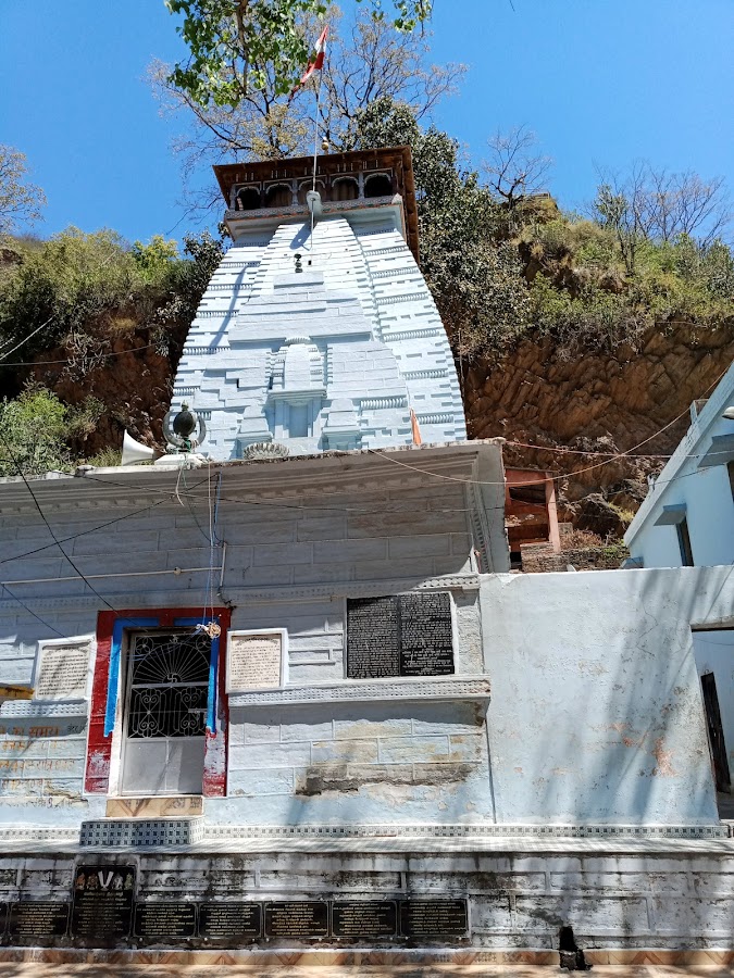 Devprayag Sangam - Photo 5