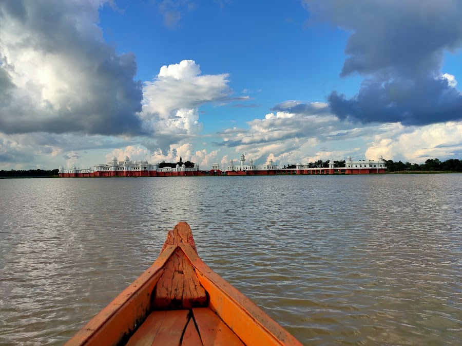 Rudrasagar Lake - Photo 2
