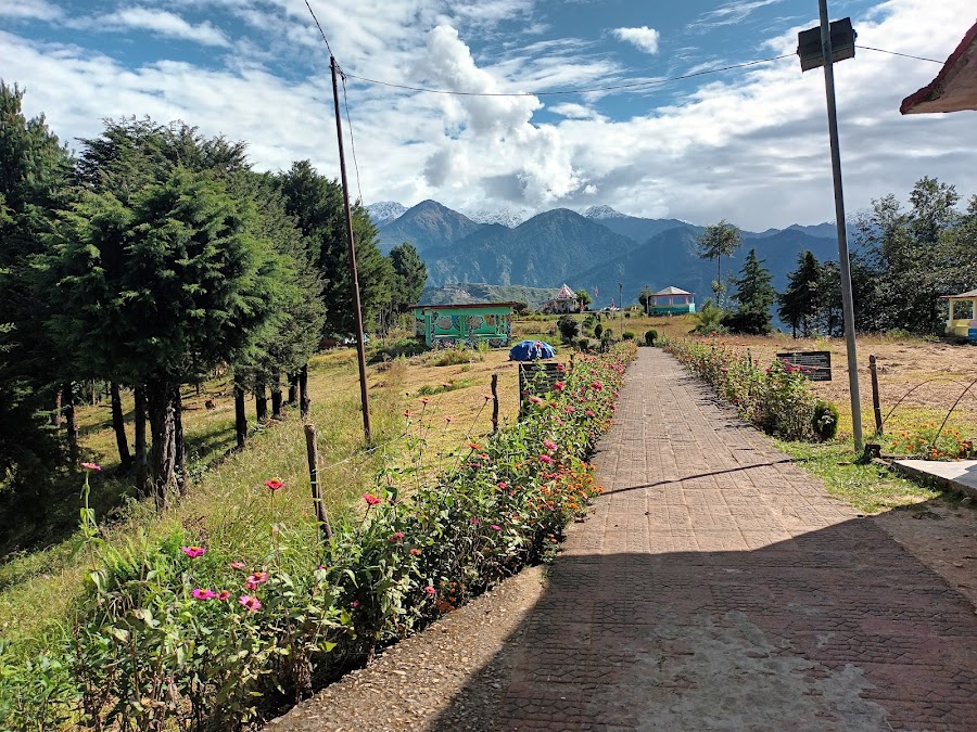 Nanda Devi Temple - Photo 10