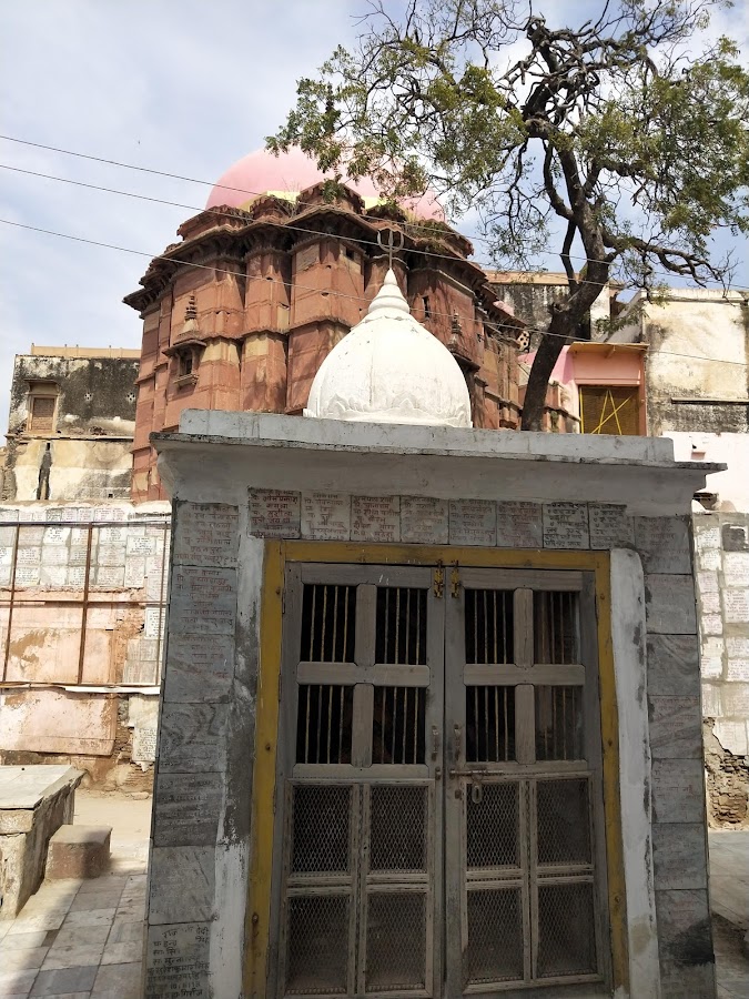 Mirabai Temple - Photo 4