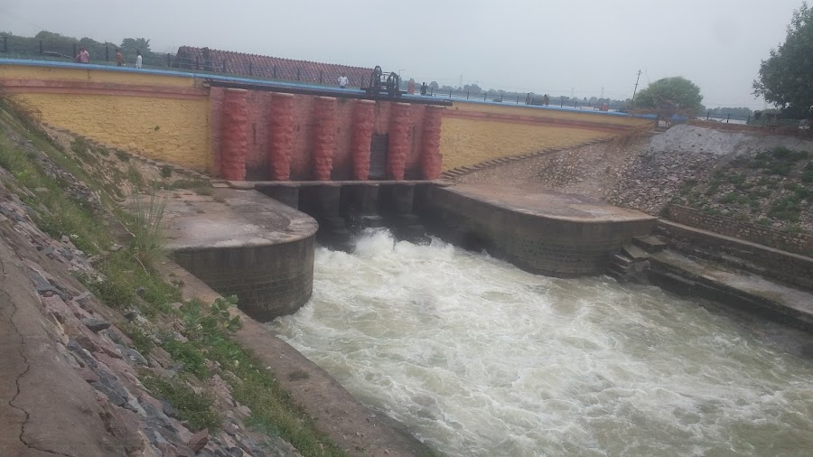 Parichha Dam - Photo 2