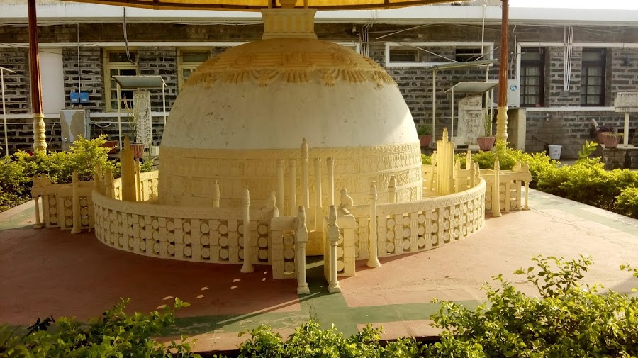 Amaravati Archaeological Museum - Photo 3