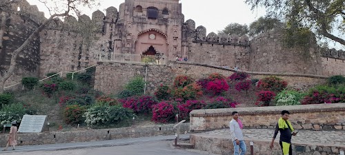 Jhansi - Photo 2
