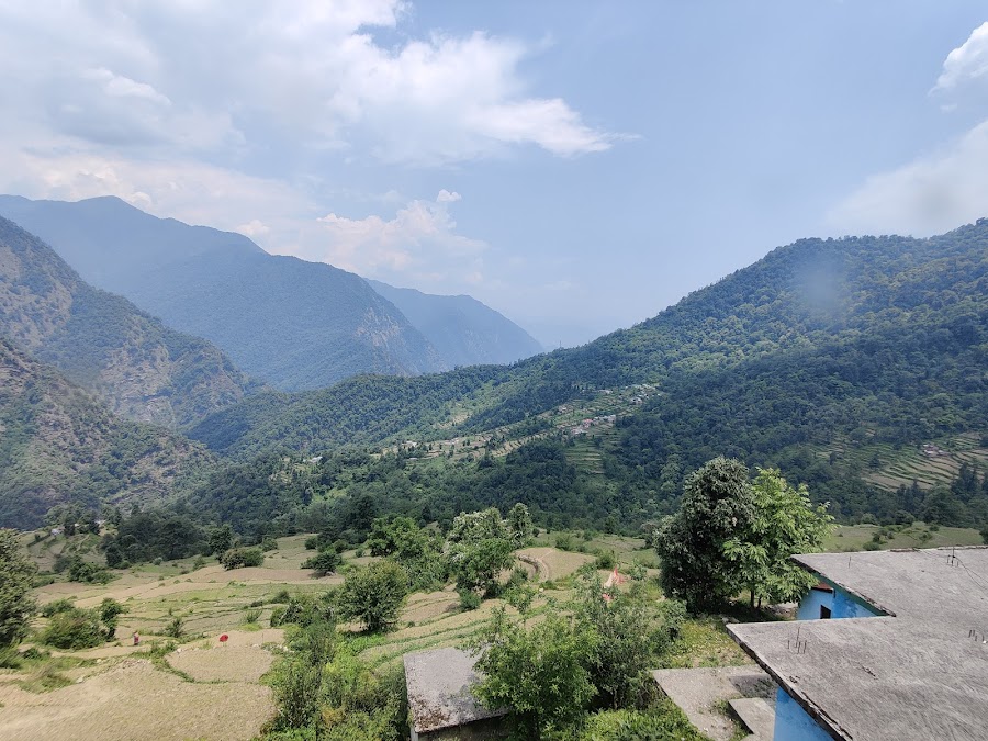 Triyuginarayan Temple - Photo 4