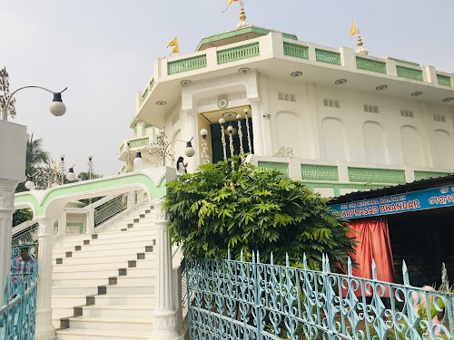 ISKCON Temple - Photo 3