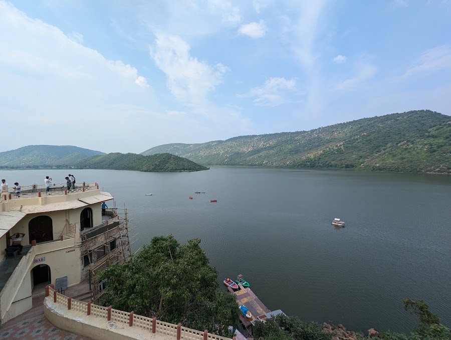 Siliserh Lake Palace - Photo 2